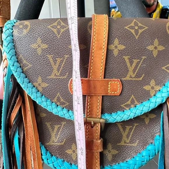 PRICE DROP 
Louis Vuitton Vintage Boho fringe bag - Picture 11 of 17